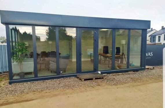 Casa contenedor familiar (3 habitaciones + entrepiso)